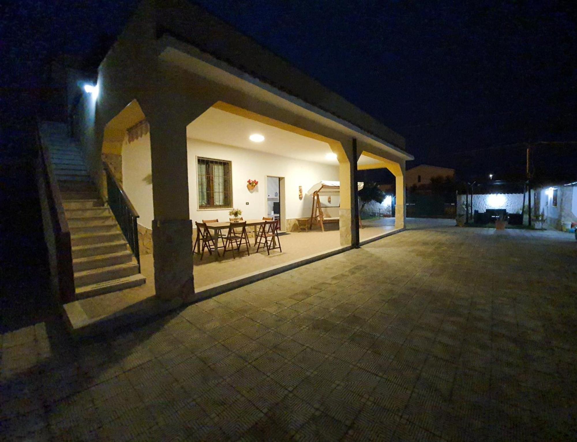 Villa La Sosta - 150M Dal Mare - Patio Privato E Areal Relax Arenella  Esterno foto
